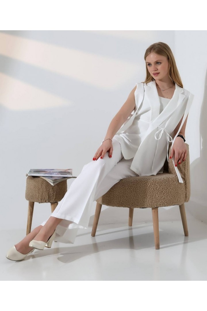 BEYAZ KLASİK MODEL ALT ÜST TAKIM 